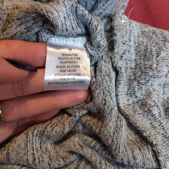 LAST CHANCE Hippie Rose Grey 3/4 Sleeve Top - Picture 10 of 10